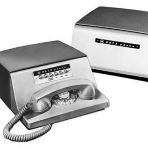 Modem Time Line jul 15, 1958 - Creación del primer modem (Timeline)