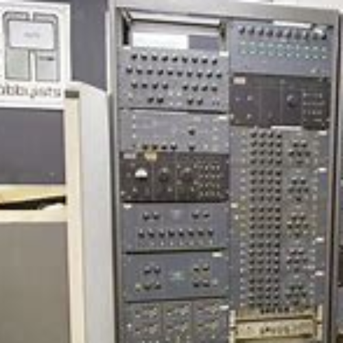 jan 2, 1958 1958 Jack Kilby and Robert Noyce unveil the integrated