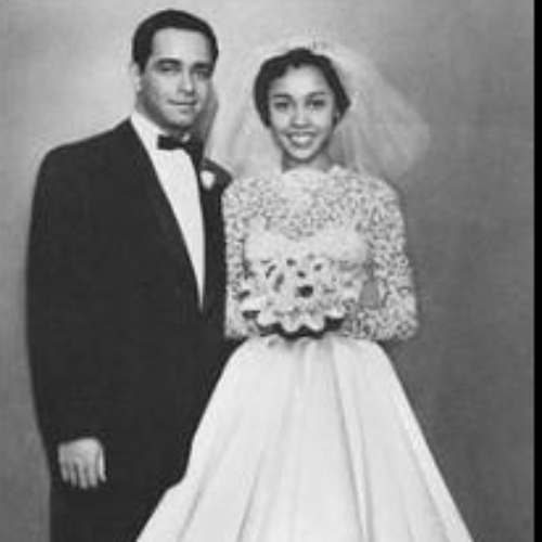 dec 18, 1932 - Rosa Parks gets married. (Timeline)