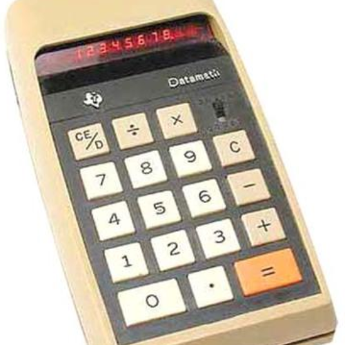 may 18, 1971 - Primera calculadora de Bolsillo. (Timeline)